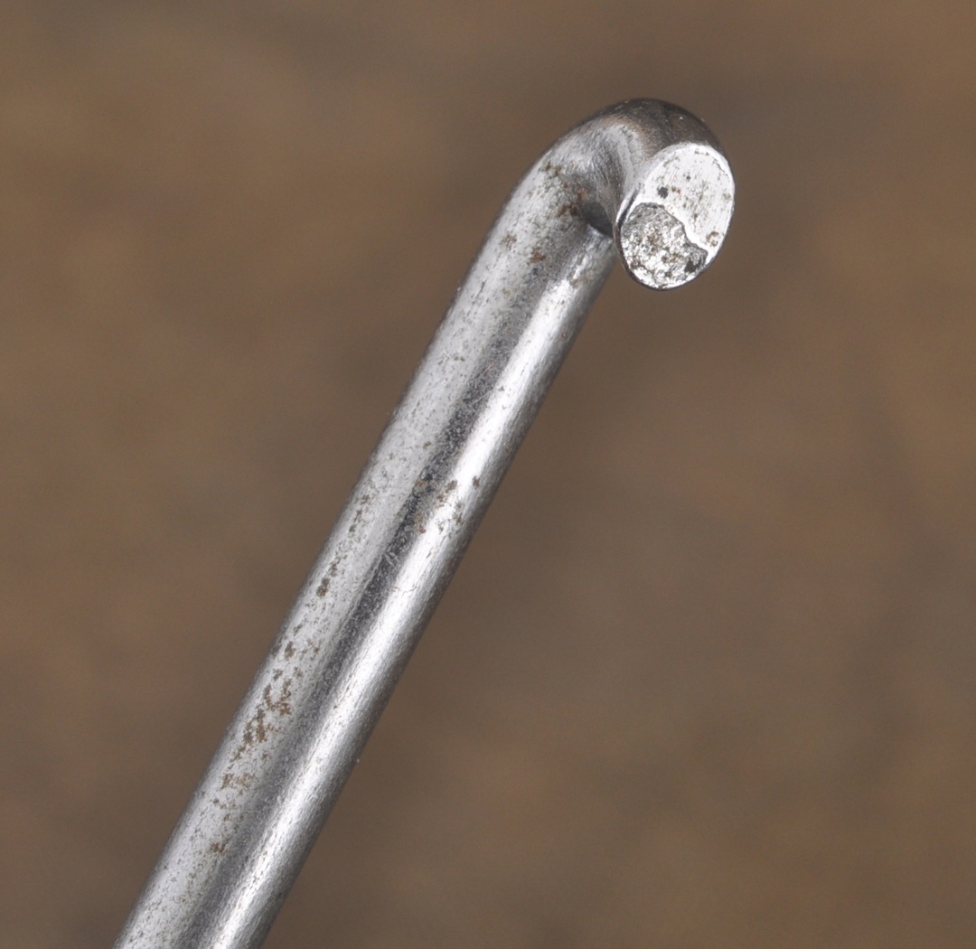 Note the blowout from the cut-off die on the bottom of the hook face.